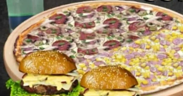 Pizza mitad y mitad con dos hamburguesas y papas fritas